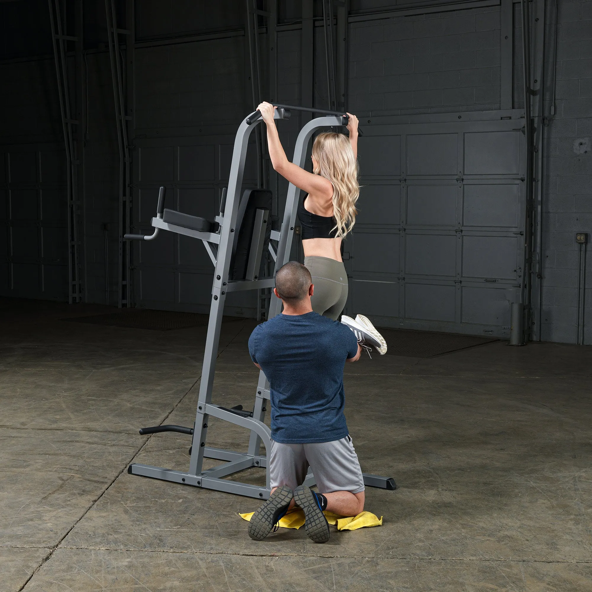 Body Solid Vertical Knee Raise DIP Pull Up