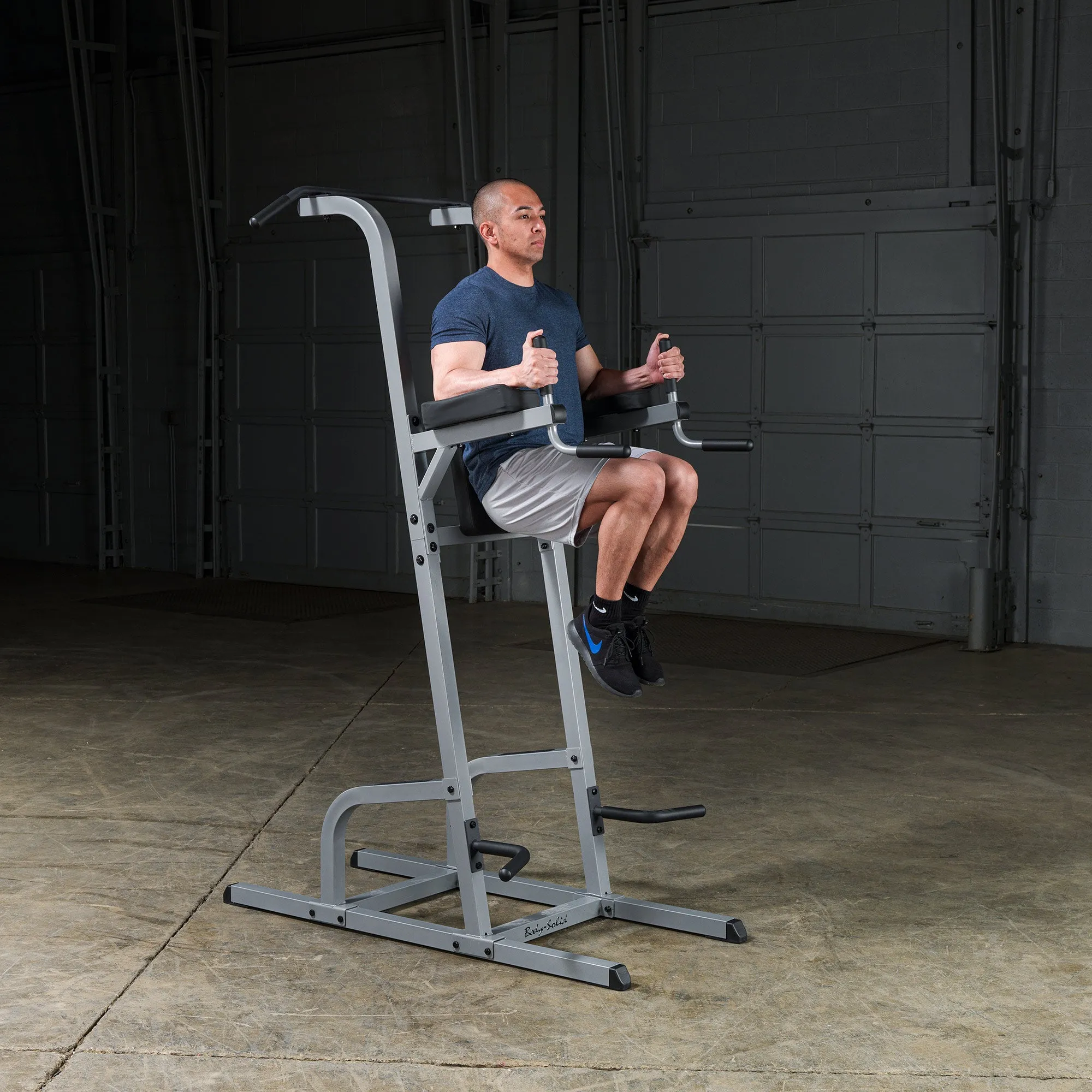 Body Solid Vertical Knee Raise DIP Pull Up